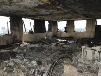 格伦费尔公屋大楼去年发生冲天大火，造成72人死亡。英国警方