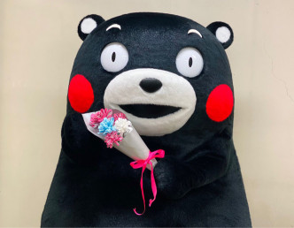 熊本熊亦祝佐藤生日快乐。