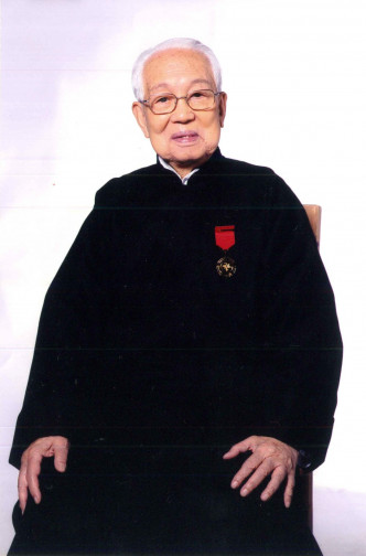 著名堪輿學法專家蔡伯勵凌晨在香港養和醫院辭世，享年96歳。