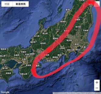 贾新兴表示，台风直接侵袭日本，最危险的区域大致在标示的红线范围。facebook图片
