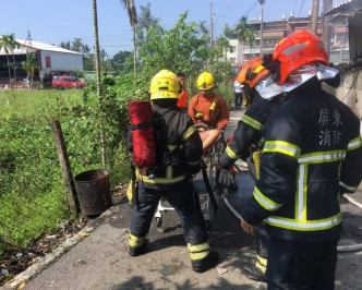 兩母女被救出時已無生命跡象。網圖