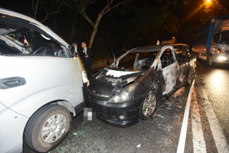 賊車全車嚴重焚毀。徐裕民攝