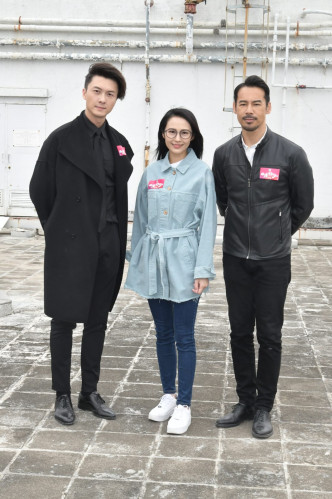 王浩信與湯怡、徐榮拍綁架戲。