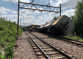 南非火車事故。網上圖片