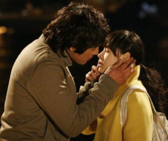 吴智昊与许怡才曾演情侣，因而被网民估是事件男主角。