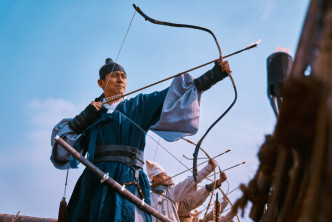 朱智勋连续演出两季《尸战朝鲜》，有传他会拍外传《世子传》。