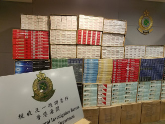 海關在深圳灣管制站一輛入境貨車檢獲約135萬支懷疑私煙，估計市值約360萬元。