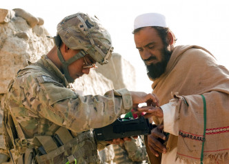 多明戈曾在阿富汗服役。 AP图片