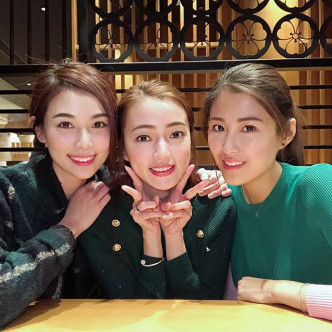 三個好姊妹感情好。楊秀惠ig圖片。