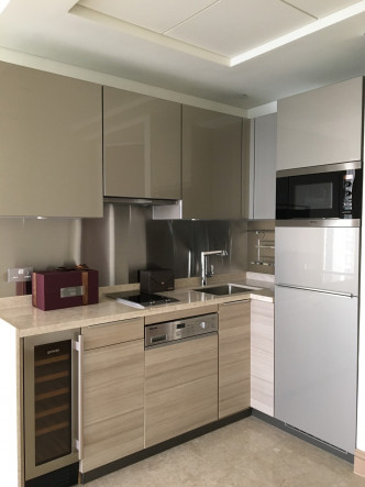 廚房採開放式設計，下廚及收納空間充裕。