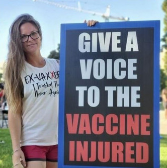 羅利聲稱自己是「自由思想者」，宣揚不戴口罩反疫苗。FB圖