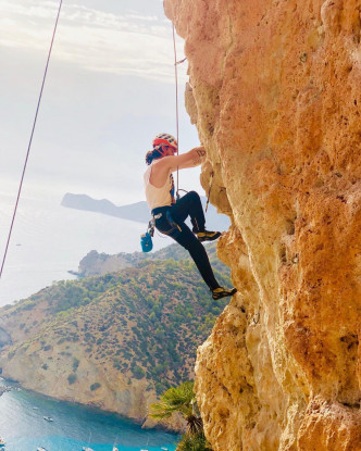 Jared Leto玩开攀山。