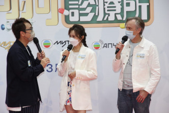 李佳芯与河国荣担任节目《狗狗诊疗所》主持。