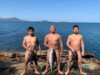 日本三男为避疫九州荒岛生活一个月。（网图）