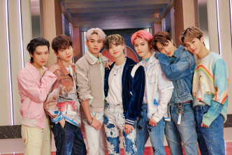 SuperM是SM娛樂旗下的七人男團。