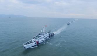 香港警方指，兩艘珠海公安水警船隻一度進入香港水域，並已返回內地。網上圖片，非涉事船隻