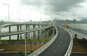 深圳灣公路。資料圖片