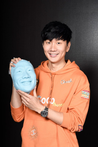 JJ成為首位全球華人巡迴蠟像的藝人。