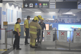 警员及消防员接报到场