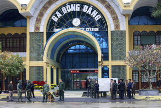 越南边境同登火车站大批警员驻守。Ap