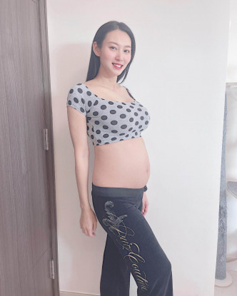 庄韵澄怀有5个多月身孕。