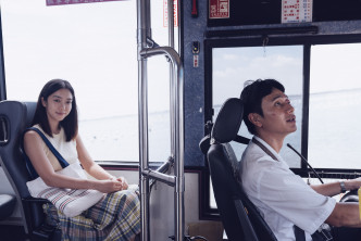 劉冠廷飾演公車司機阿泰，他為演好角色，去大客車駕訓班上課，只花短短3天便學懂開公車。
