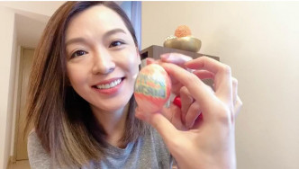 陈炜亲手画彩蛋。