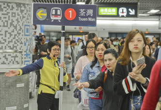 港鐵宣布加薪2.1%至6.3% 。資料圖片