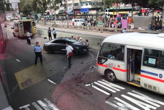 香港仔海傍道車禍。香港交通突發報料區圖片