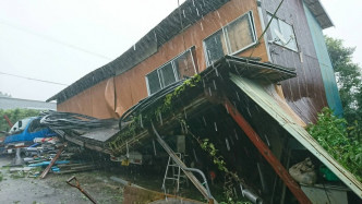 九州宮崎縣有房屋倒塌。網上圖片