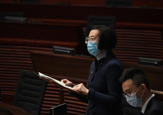 陳肇始民望在香港研究協會調查中下跌，創上任以來新低。