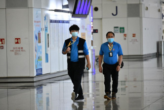 衞生防护中心认为患者从机场感染机会较大。