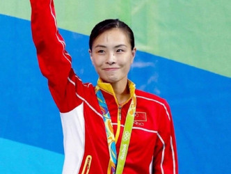 「跳水女皇」吴敏霞1998年起代表国家队出战各项跳水比赛。网图