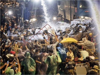泰国反政府示威持续，曾爆发大规模冲突。AP资料图片