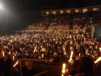 BTS於14年舉行第一次演唱會《BTS Live Trilogy: EPisode II THE RED BULLET》，當時共開三場，每場觀眾5千人。