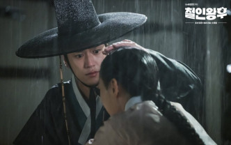 羅仁宇去年在《哲仁王后》首度擔任男二，憑深情表哥角色發圍。