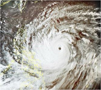 超強颱風山竹會在星期五及星期六移向呂宋一帶。日本氣象廳衛星雲圖
