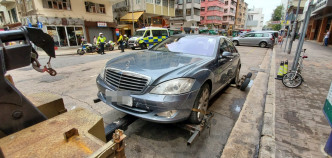 涉事私家車。 楊偉亨攝