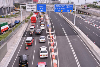 中環灣仔繞道通車。