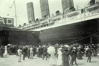 鐵達尼號是當時世界上最大的郵輪。資料圖片
