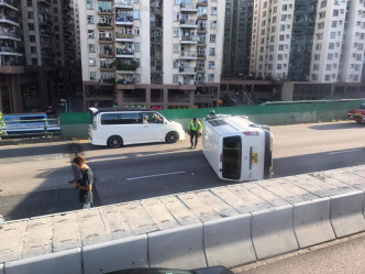 葵涌道车祸。香港突发事故报料区图片