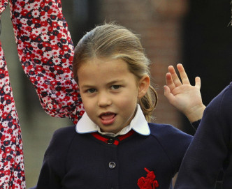 4歲夏洛特公主開學了。AP