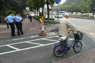 警方封锁现场调查。