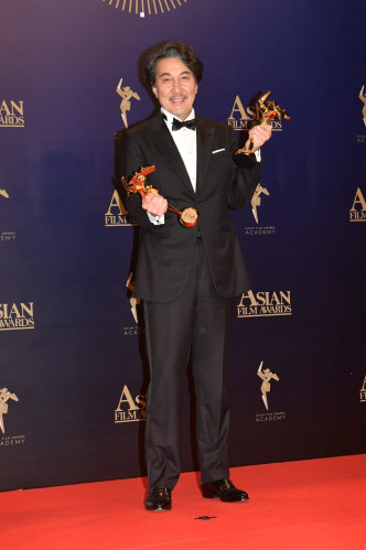 役所广司封帝外，还获卓越亚洲电影人大奖。