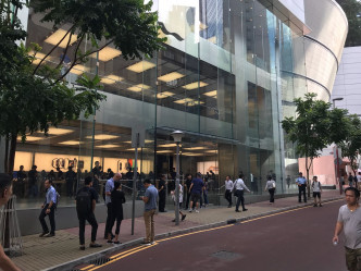 铜锣湾Apple Store未见人龙。