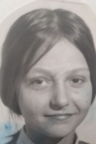 年約12至13歲的Eileen Walmsley。網上圖片