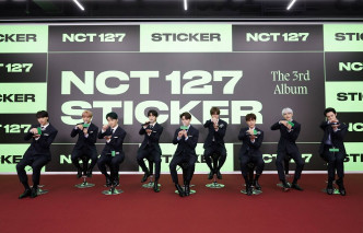 NCT 127新专辑《Sticker》线上记者会。