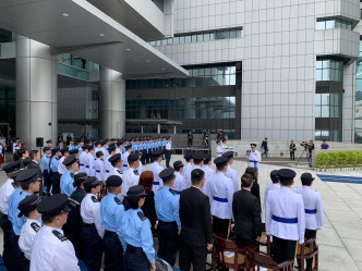 警队纪念日于警察总部举行。