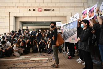 香港电台节目制作人员工会裁决前将会到法院外声援。
