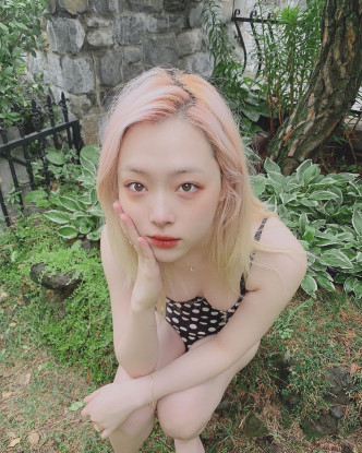 Sulli IG圖片